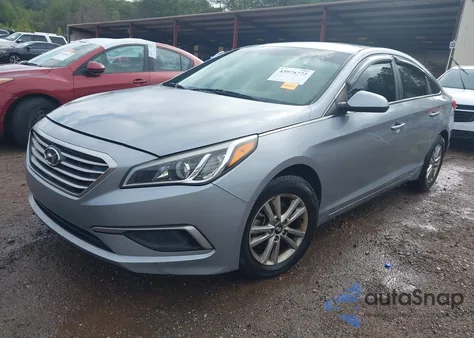 2017 Hyundai Sonata z USA, uszkodzony, nr VIN 5NPE24AF9HH538852